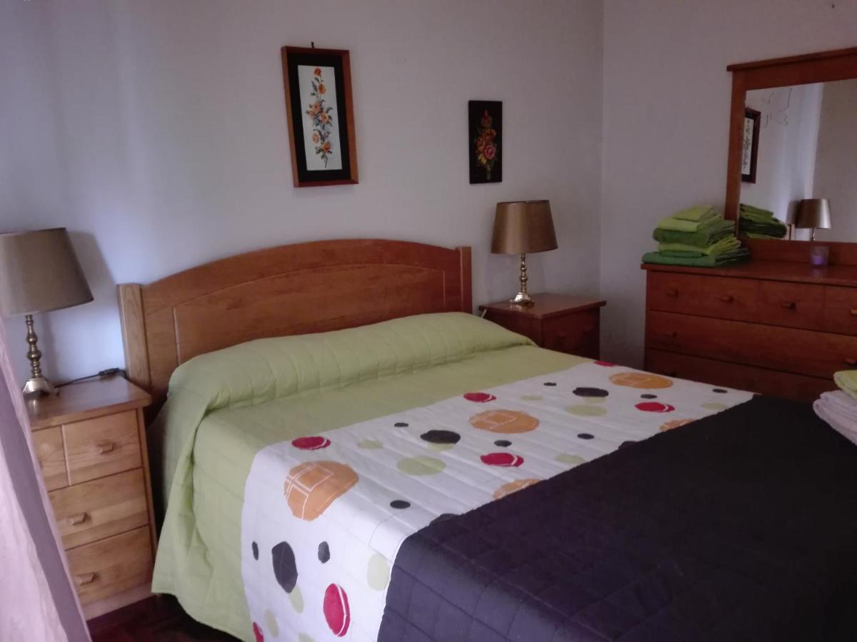 Apartamento Goncalves Пениш Екстериор снимка