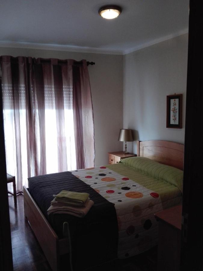 Apartamento Goncalves Пениш Екстериор снимка
