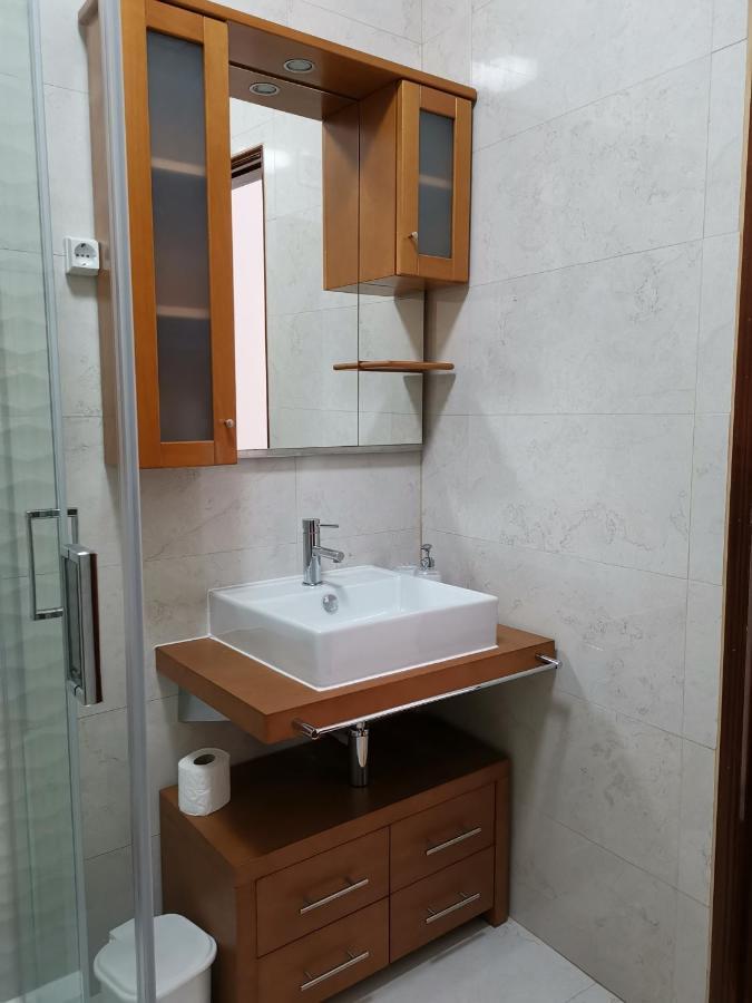 Apartamento Goncalves Пениш Екстериор снимка