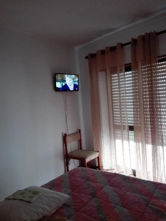 Apartamento Goncalves Пениш Екстериор снимка